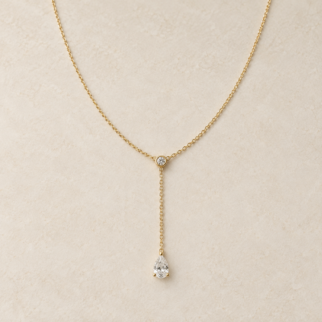 フィル・デュ・デスタン、Yellow Gold · Diamond Lariatのネックレス