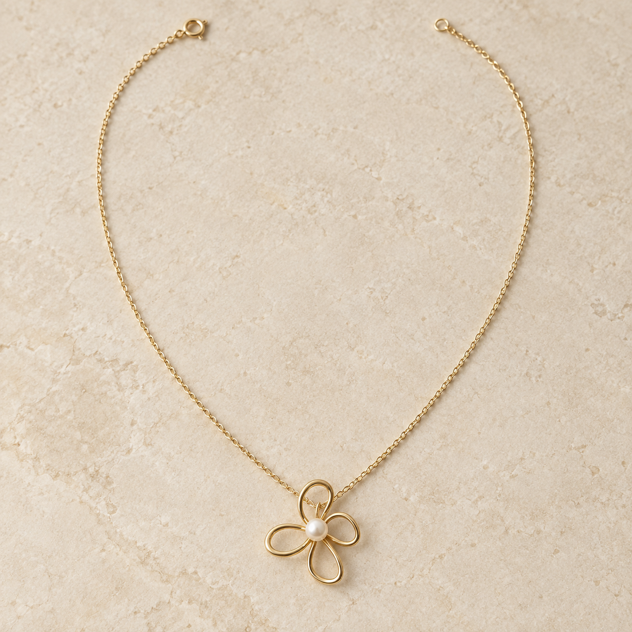 フルール・ダーム、Yellow Gold · Akoya Pearlのネックレス