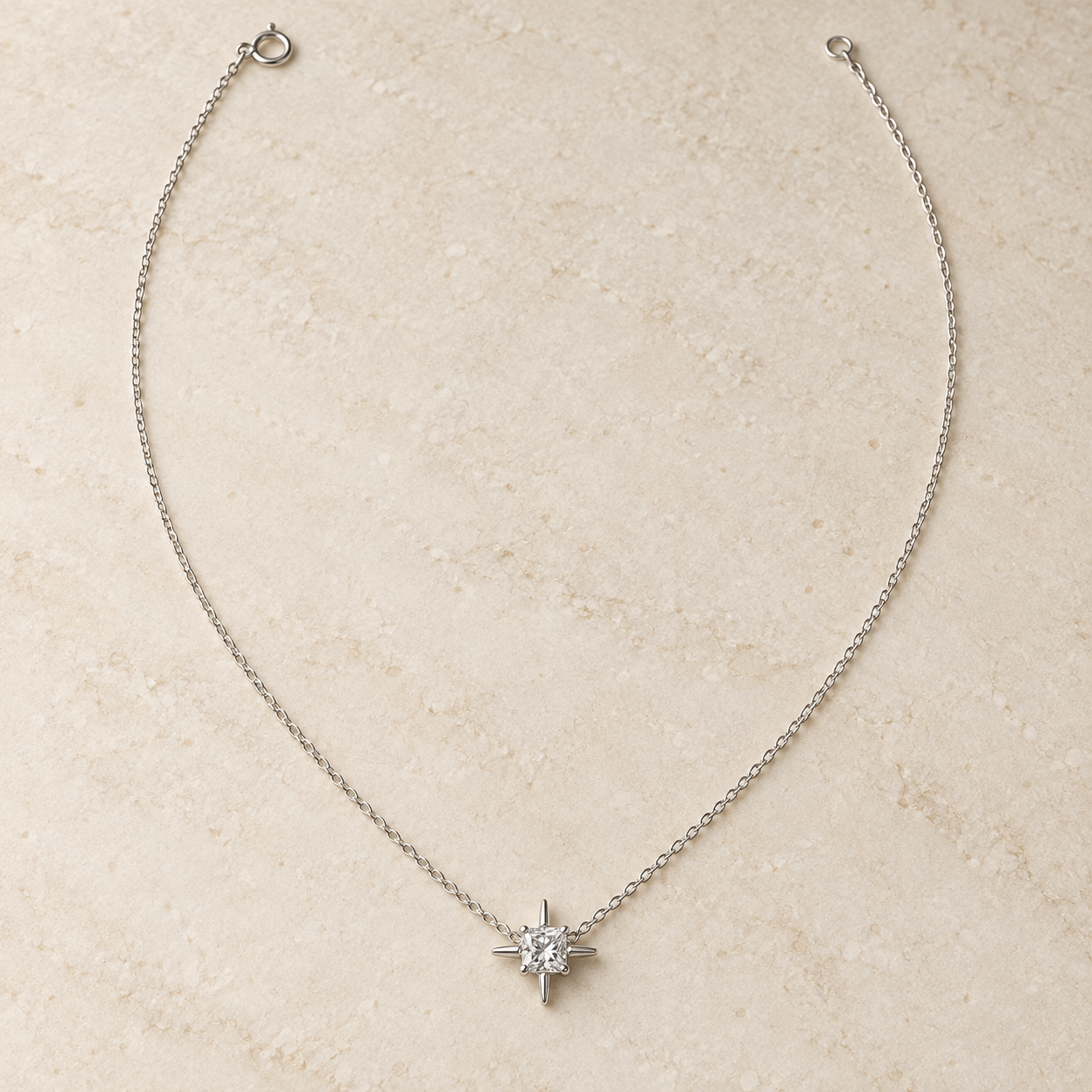 エトワール・シロンス、Platinum · Princess Diamondのネックレス