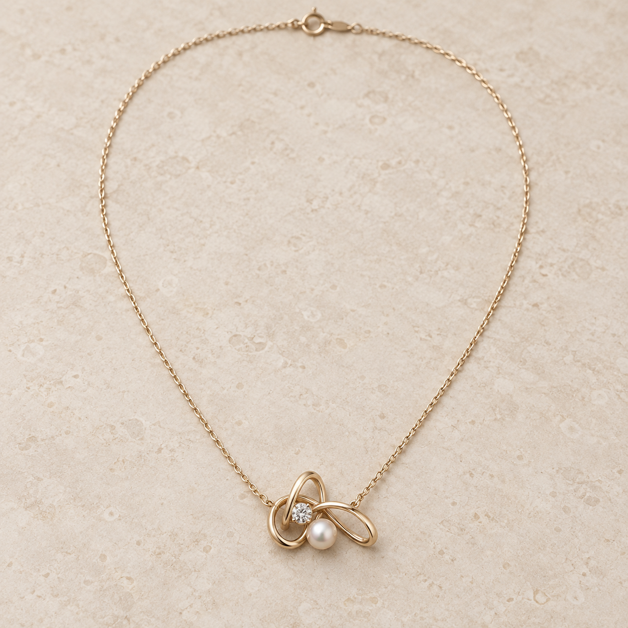 アルマ・リアン、Champagne Gold · Diamond & Pearlのネックレス